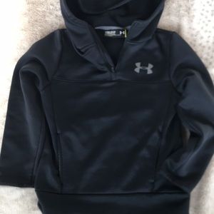 UA half zip up sweatshirt